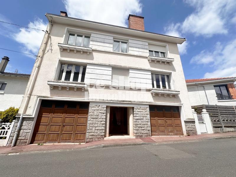 Maison - 190 m² - 9 pièces