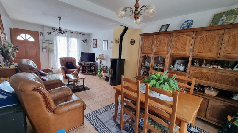 Maison - 79 m² - 6 pièces
