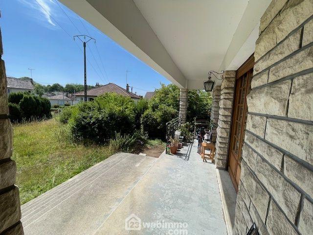 Maison - 153 m² - 6 pièces