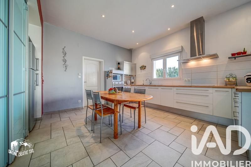 Maison de maîtres - 214 m² - 8 pièces