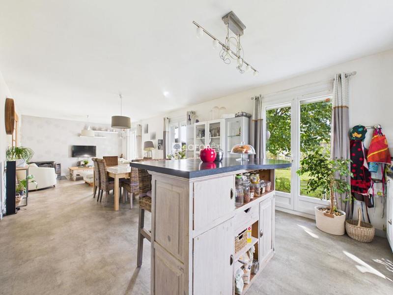 Maison - 192 m² - 8 pièces