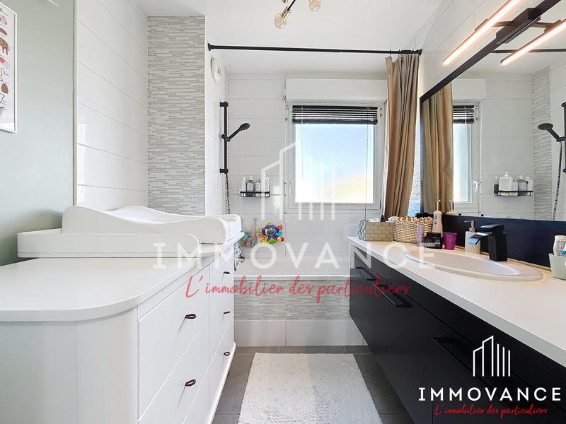 Appartement - 123 m² - 5 pièces