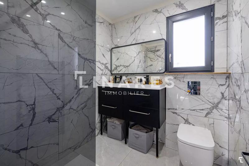 Villa - 162 m² - 6 pièces