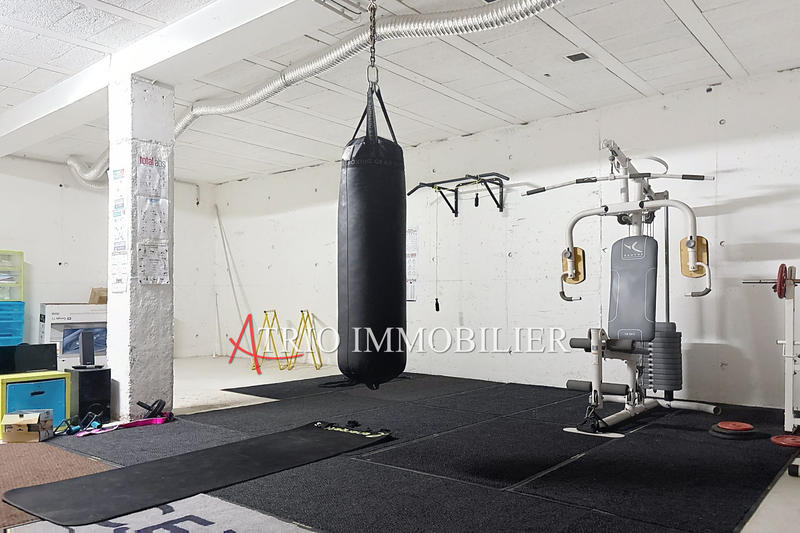 Maison - 200 m² - 5 pièces