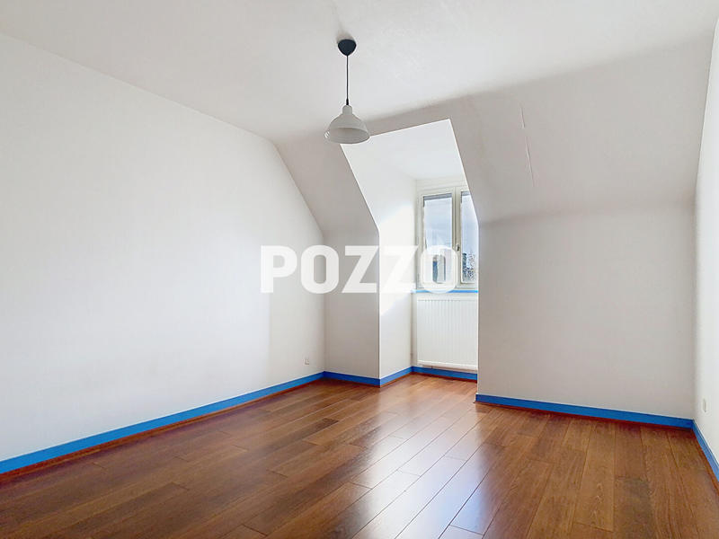 Immeuble - 9 pièces