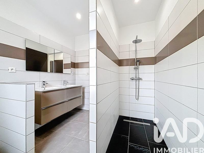 Maison - 117 m² - 5 pièces