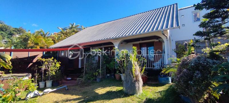 Maison - 167 m² - 7 pièces