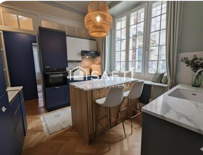 Appartement - 109 m² - 7 pièces