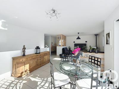 Maison - 136 m² - 5 pièces