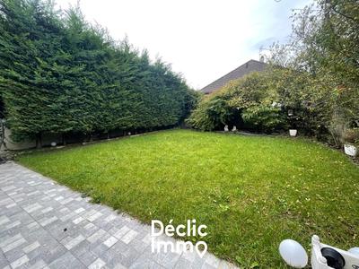 Maison - 135 m² - 6 pièces