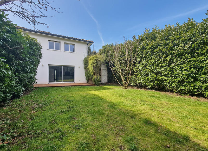 Maison - 83 m² - 4 pièces