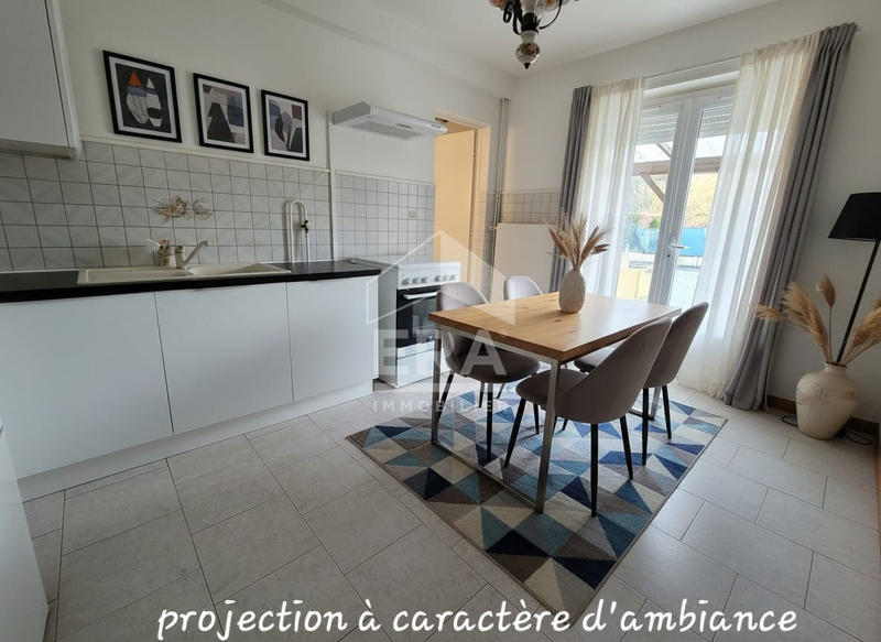 Maison - 102 m² - 6 pièces