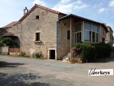 Maison en pierre - 49 m² - 3 pièces
