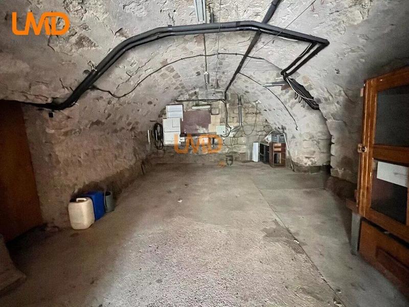 Mas - 430 m² - 20 pièces