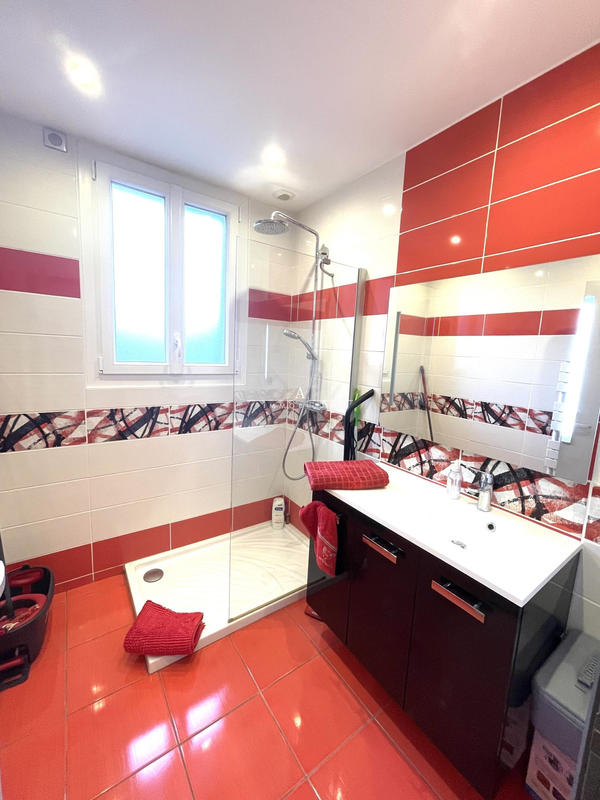 Maison - 190 m² - 6 pièces