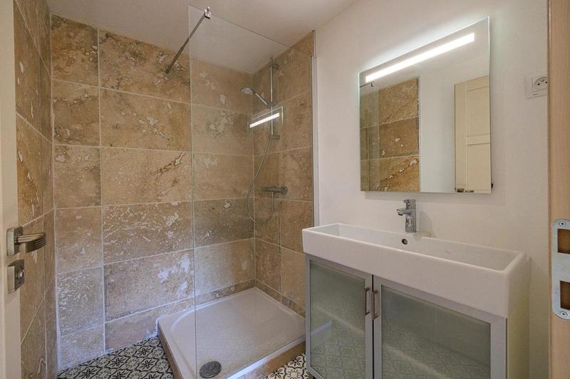 Maison - 302 m² - 8 pièces