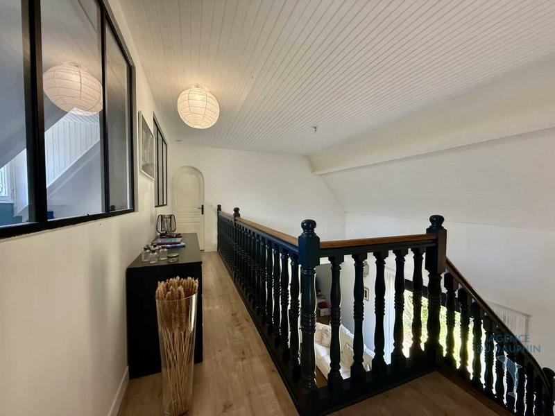 Maison - 195 m² - 8 pièces