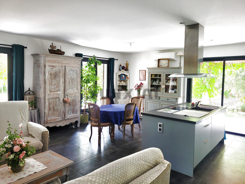 Villa - 120 m² - 6 pièces