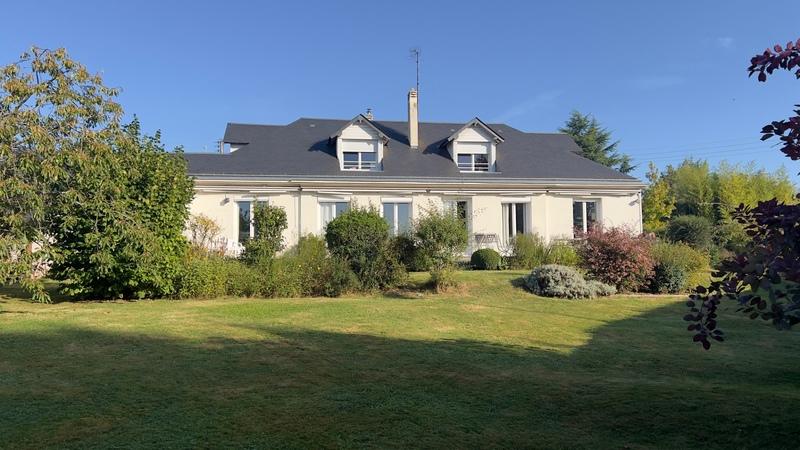 Maison - 300 m² - 10 pièces