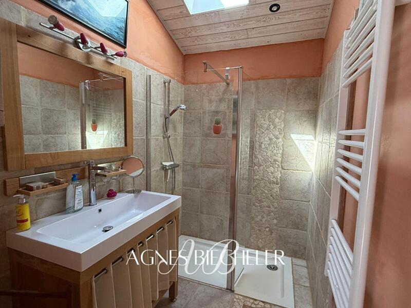 Mas - 270 m² - 10 pièces