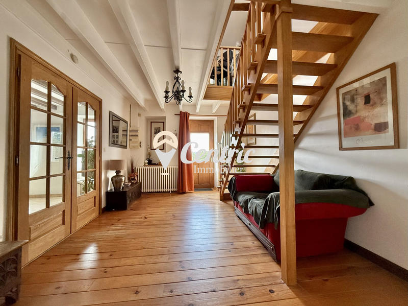 Maison - 160 m² - 7 pièces