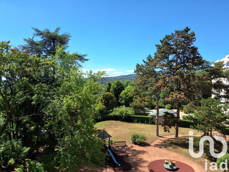 Appartement - 94 m² - 4 pièces