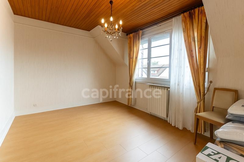 Maison - 83 m² - 4 pièces