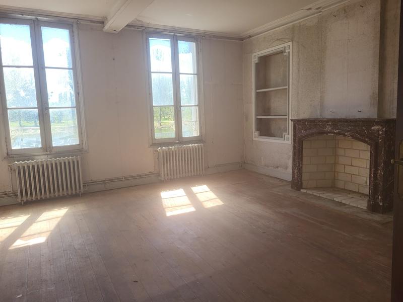 Maison ancienne - 310 m² - 10 pièces