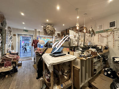 Fonds de commerce - Magasins - 49 m²
