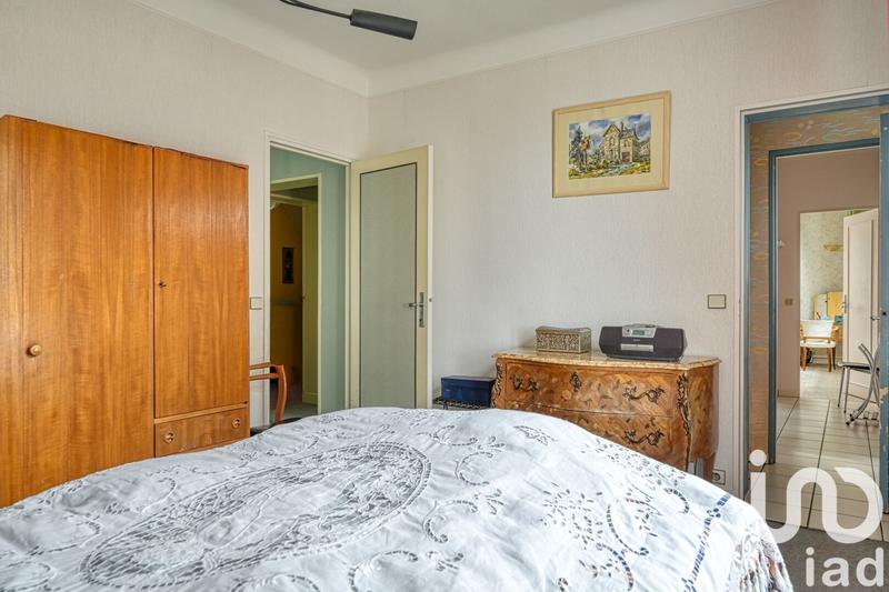 Maison - 223 m² - 8 pièces