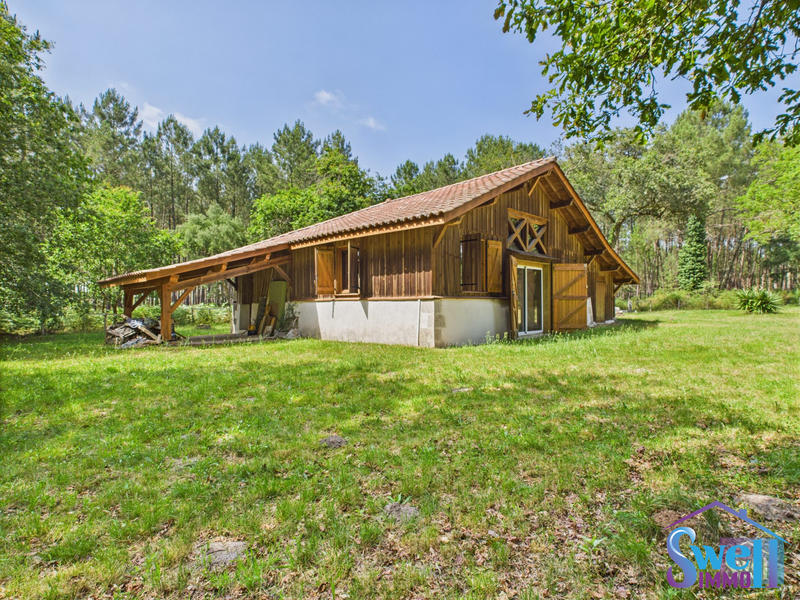 Maison contemporaine - 272 m² - 9 pièces