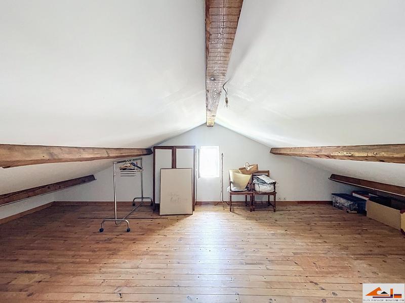 Maison - 168 m² - 7 pièces