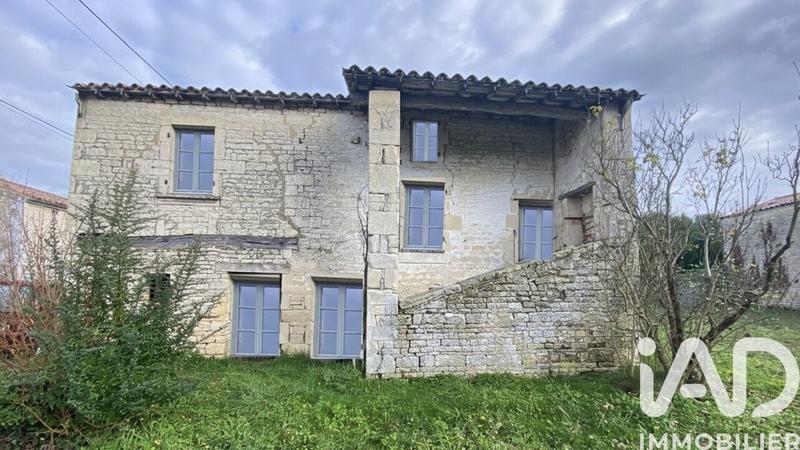 Maison de campagne - 95 m² - 3 pièces
