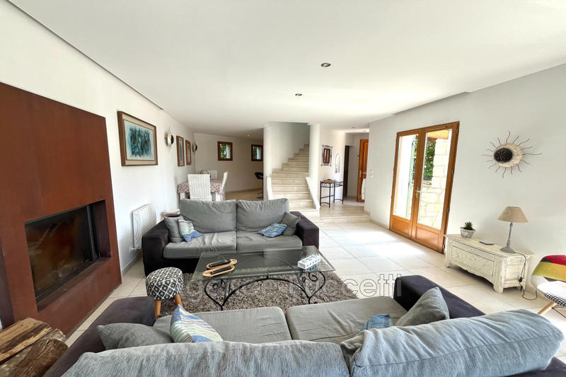 Maison - 112 m² - 4 pièces