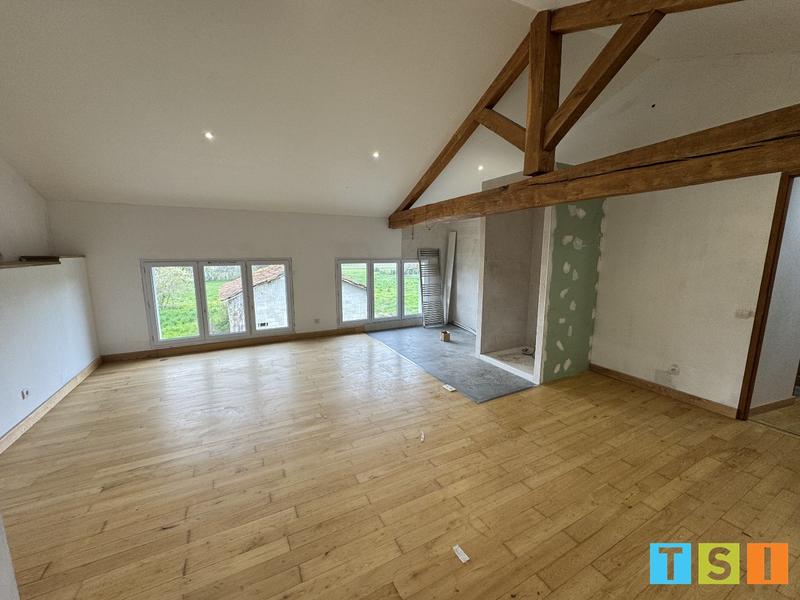 Maison - 183 m² - 4 pièces