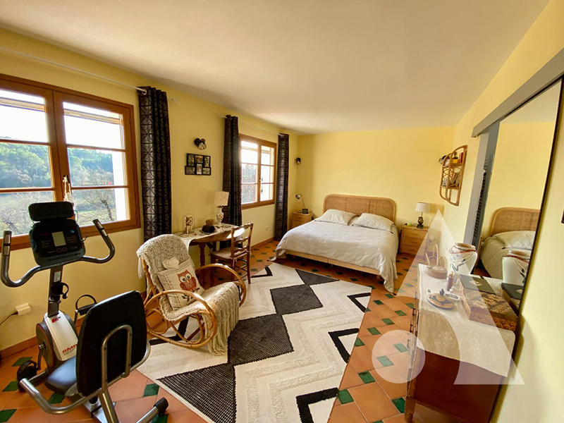 Maison - 161 m² - 6 pièces