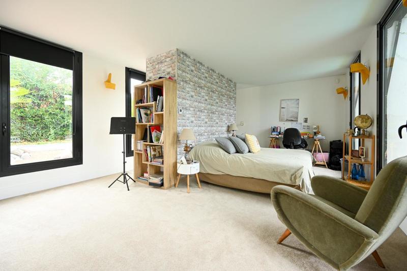 Maison - 270 m² - 7 pièces