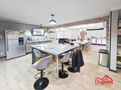 Maison - 297 m² - 10 pièces