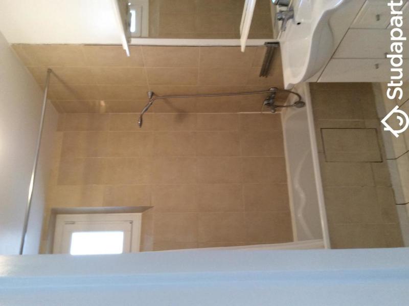 Chambre - 13 m² - 1 pièce