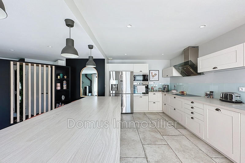 Maison - 165 m² - 6 pièces