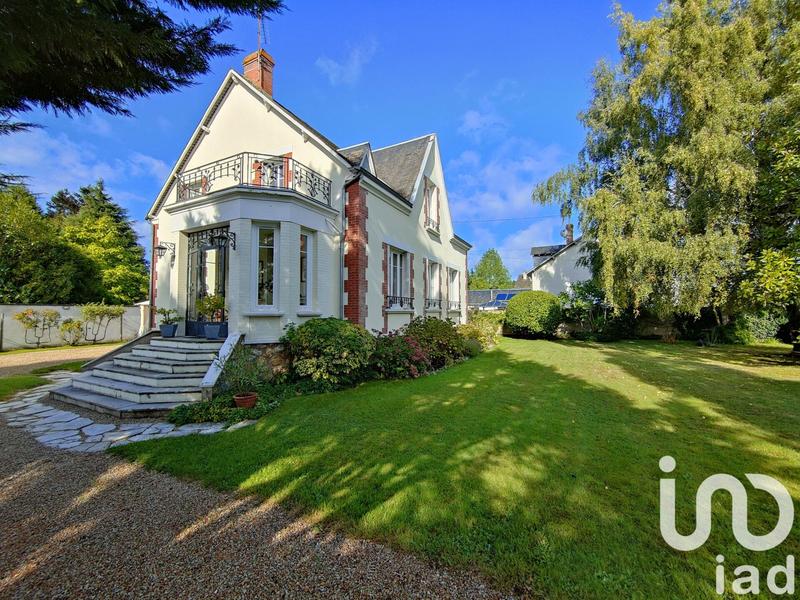 Maison - 203 m² - 6 pièces