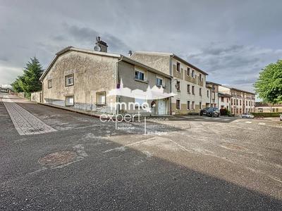 Maison - 179 m² - 7 pièces