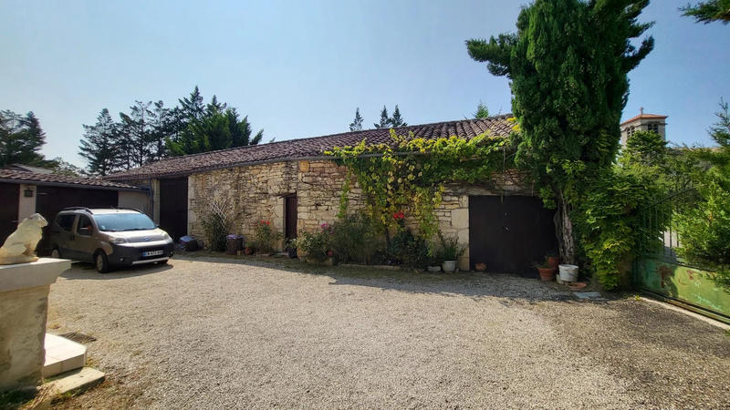 Maison - 105 m² - 4 pièces