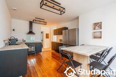 Chambre - 53 m² - 1 pièce