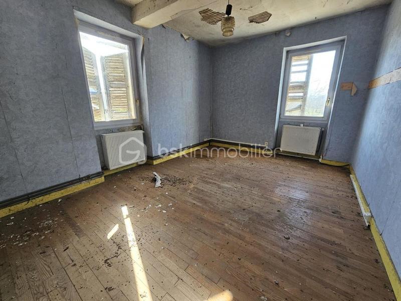 Maison - 178 m² - 8 pièces