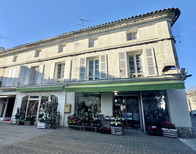 Fonds de commerce - Local commercial - 100 m²