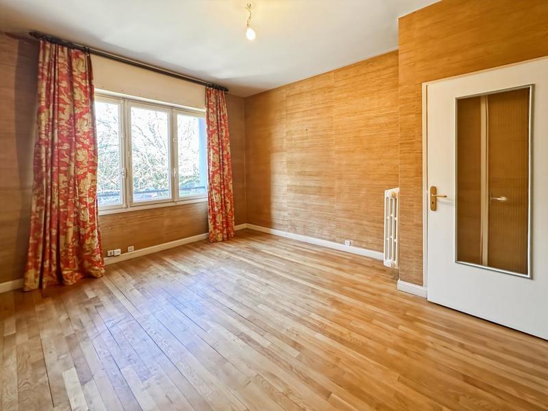 Appartement - 161 m² - 5 pièces