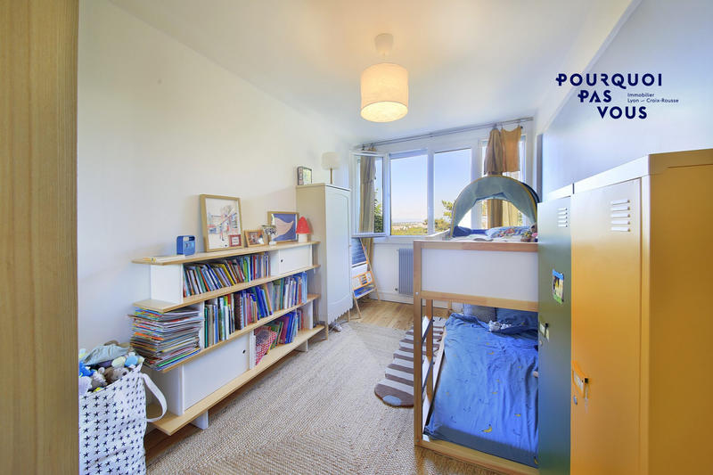 Appartement - 82 m² - 4 pièces