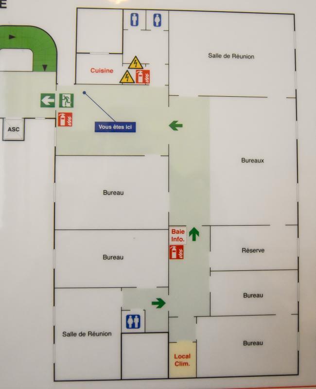 Bureau - 208 m² - 9 pièces