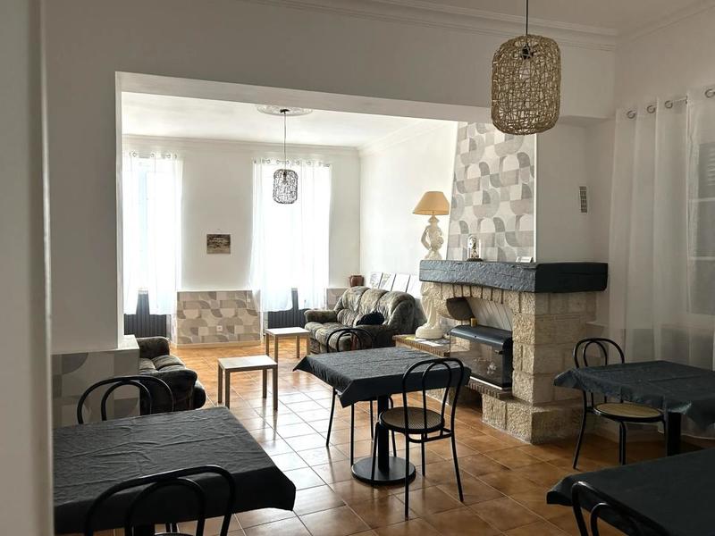 Maison bourgeoise - 235 m² - 8 pièces